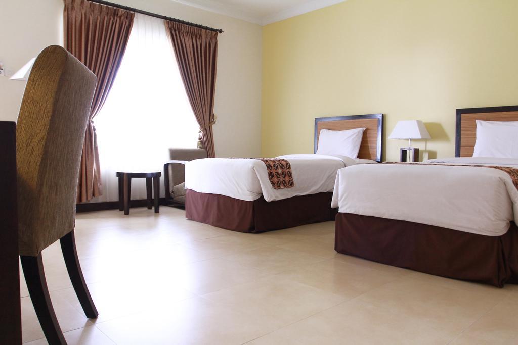 Gowongan Inn Yogyakarta Chambre photo