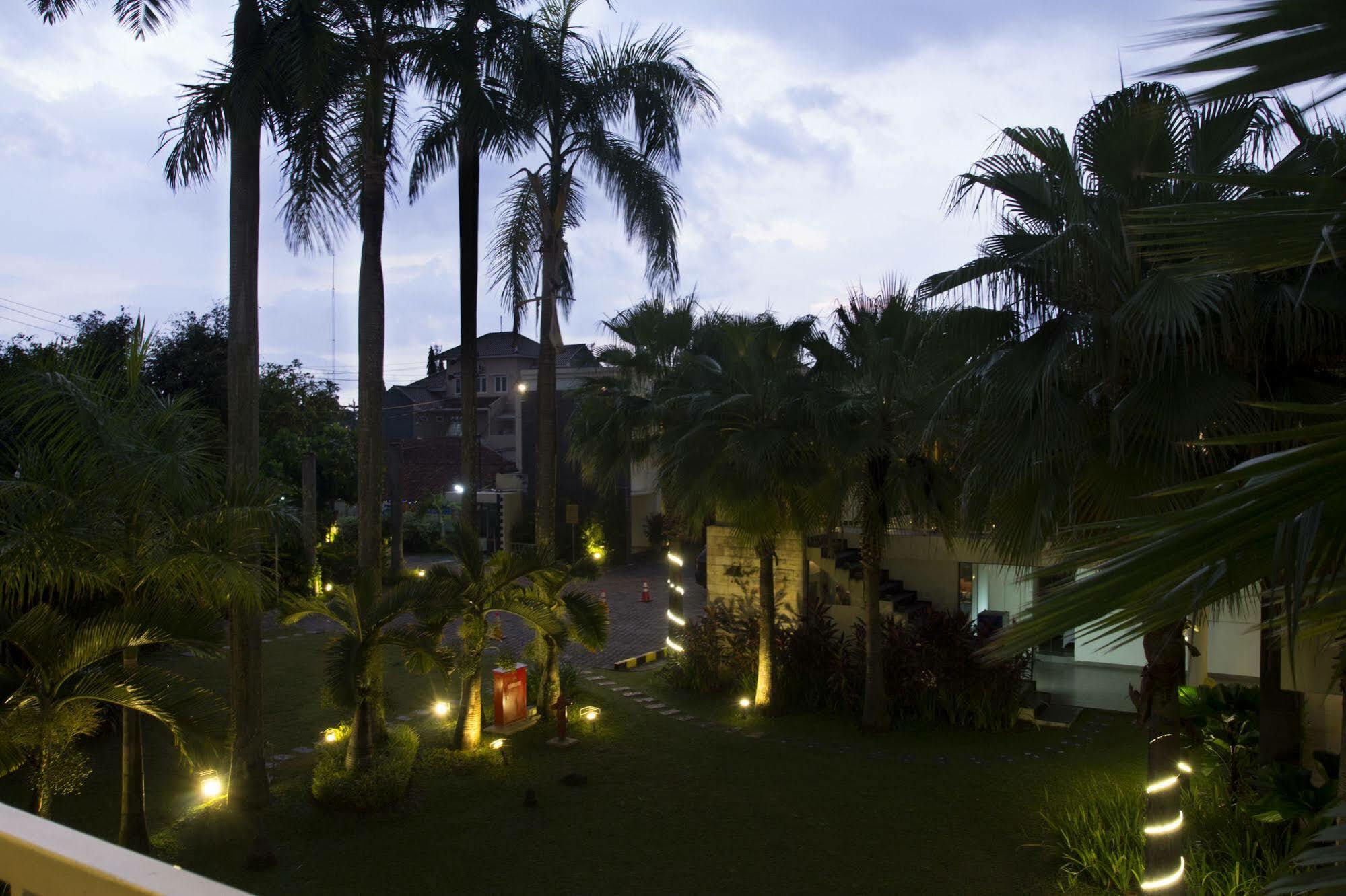 Gowongan Inn Yogyakarta Extérieur photo